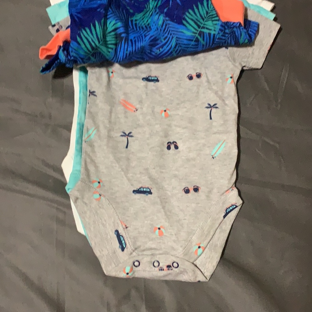 BRAND NEW 💥Baby Onesies brand new never used 5 pack - Picture 3 of 5